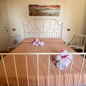  Bed & Breakfast Napul'è Italia